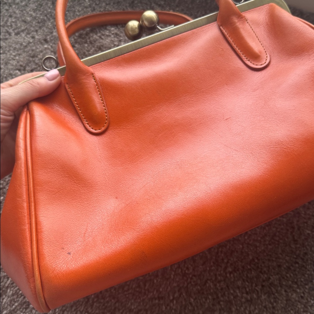 High quality orange handmade leather bag - Picture 4 of 4